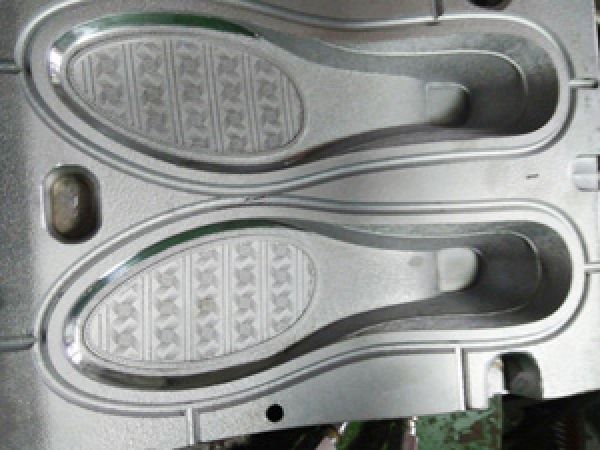 Tạo hoa văn, khuôn đánh bóng